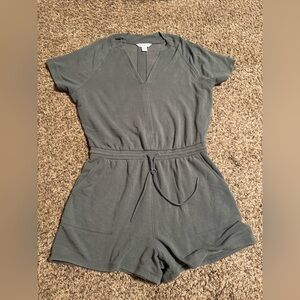 Athleta Gray Knit Top